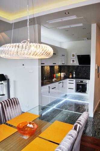 Luxury Apartments Mondrian Old Town
