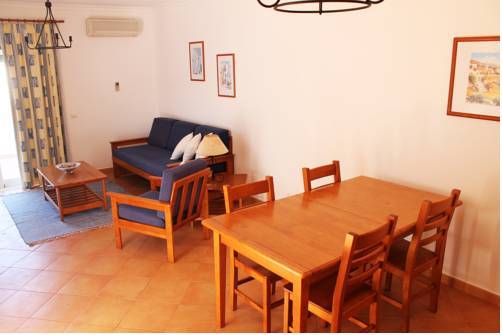 Oasis Beach Apartments
