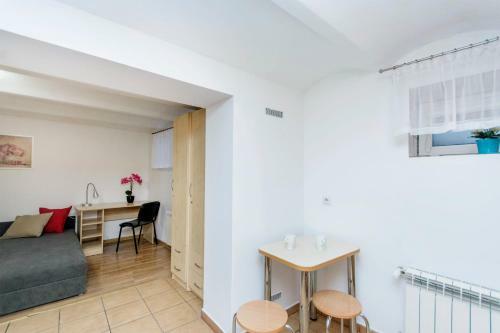 Albergue Akademikus Toru?