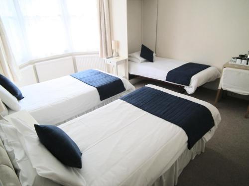 Hostal The Kelvin Guest House