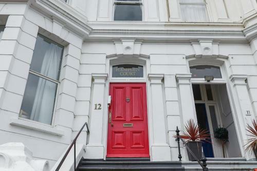 Eastbourne Sea View Apartment