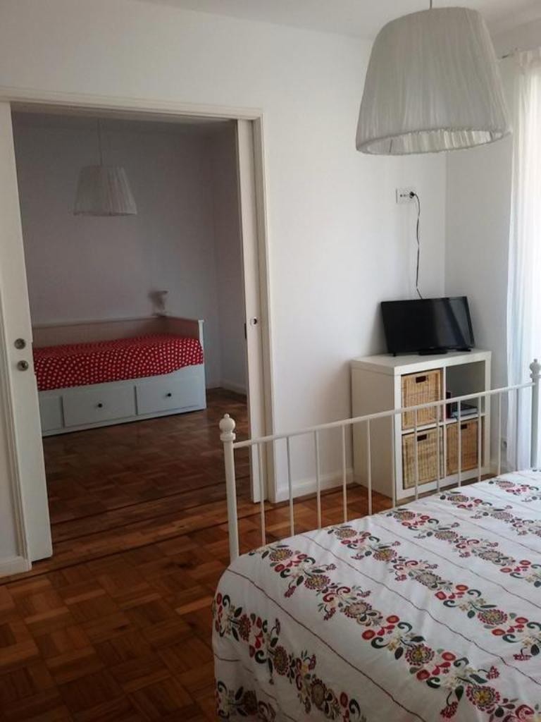 Bed & Breakfast 100 Contos