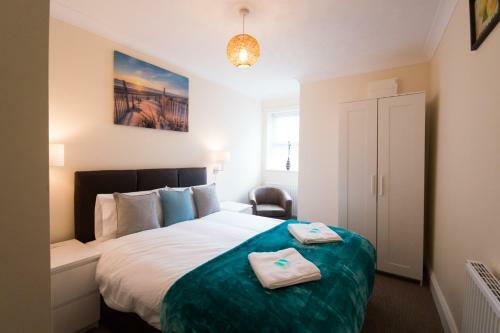 Hampton House Apartments - Scarborough Stays - 2 Bedrooms