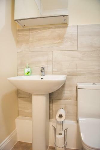 Hampton House Apartments - Scarborough Stays - 2 Bedrooms