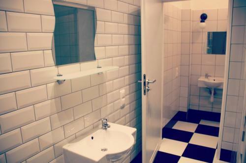 Grand Central Hostel