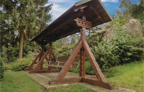 Three-bedroom Holiday Home In Josefuv Dul