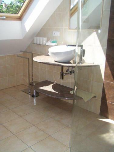 Apartment 53 Zv�kovsk� Podhrad�