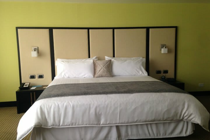 Hotel Howard Johnson La Carolina- Quito