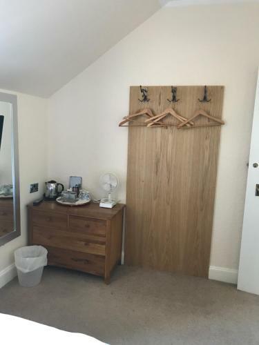Bed & Breakfast Ravenswood Guest House