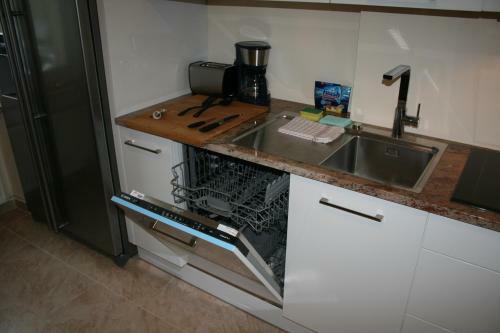 Sg Family Apartment
