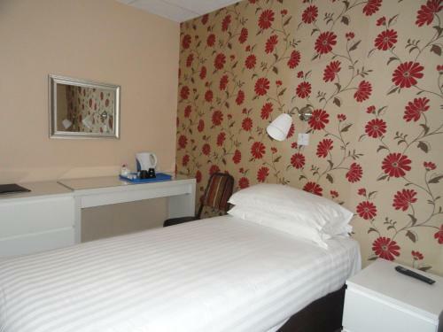Hostal The Beechfield Hotel