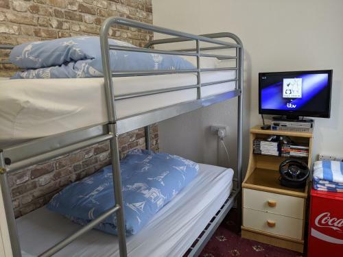 The New Guilderoy Hotel
