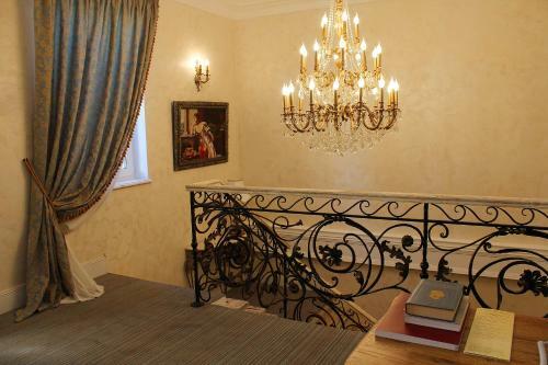 Russkiy Dvorik Boutique Hotel