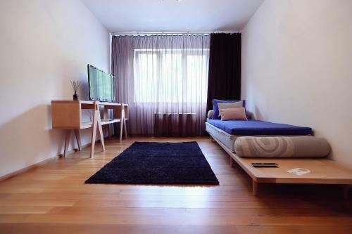 Living In Aparthotel