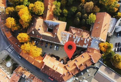 Tomy Old Town Apartments