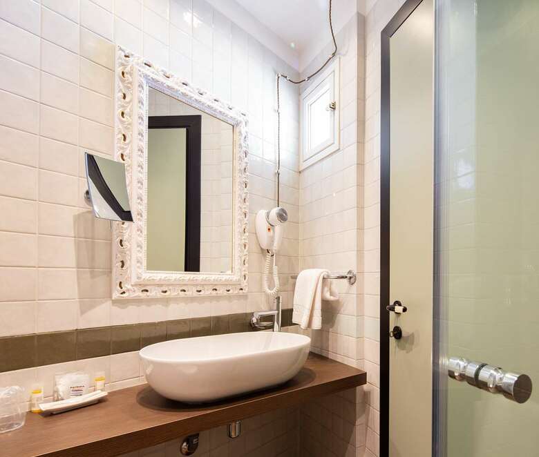 Best Western Maison B Hotel