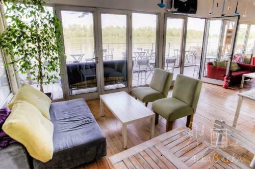 Bed & Breakfast Arkabarka 2- Floating Dream Apartments