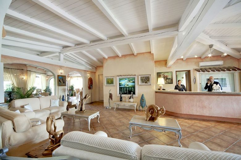 Hotel Colonna Country & Sporting