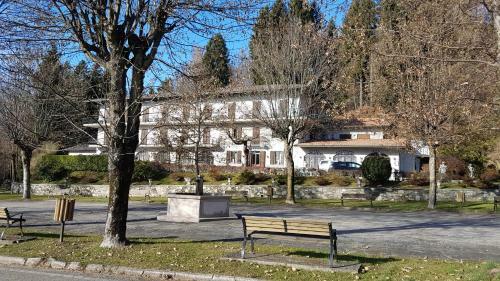 Hotel Madonna Di Luciago