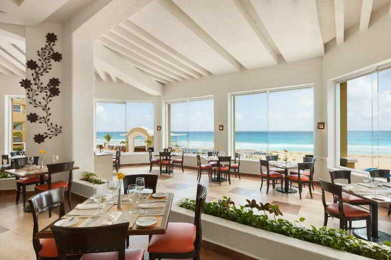 Hotel Wyndham Alltra Cancun - All-inclusive Resort