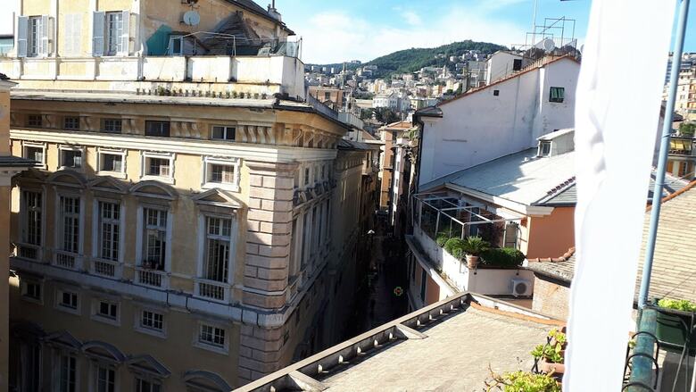 I Tetti Di Genova B&B