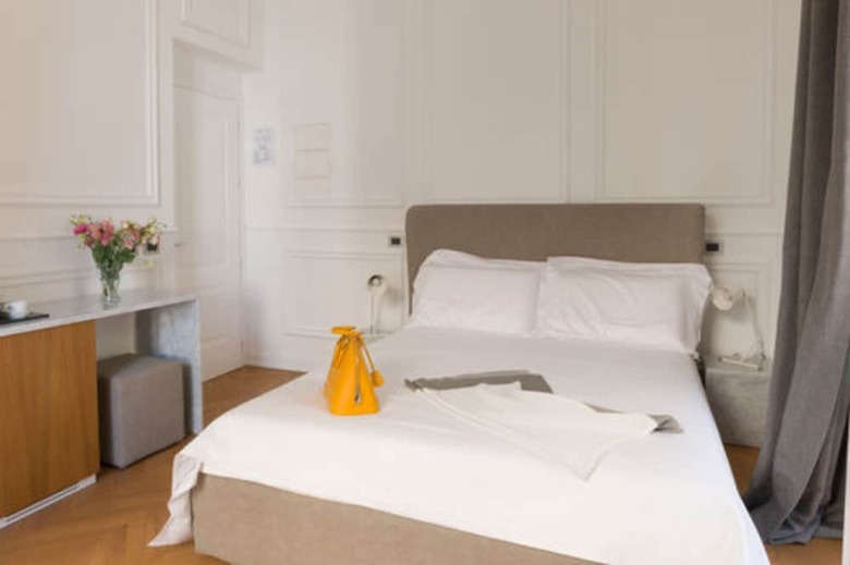 Hostal Via Chiodo Luxury Rooms