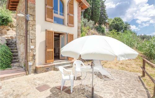 Holiday Home Viola-piscina