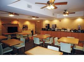 Americinn Hotel & Suites