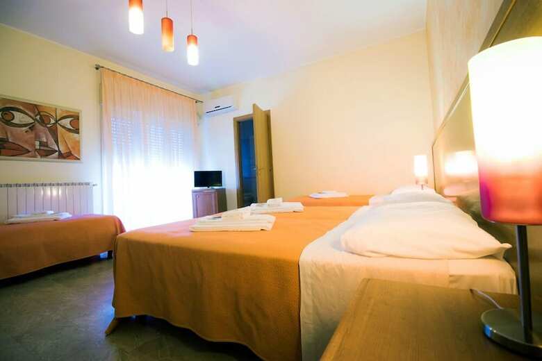 Hostal B&B Orchidea
