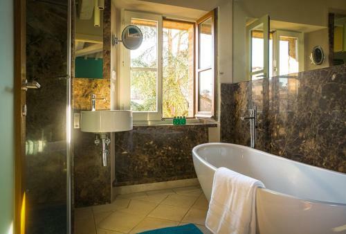 The Apartments Montone