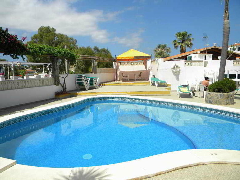 Hostal Sa Paissa - Adults Only
