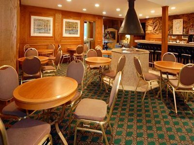 Hotel Quality Inn And Suites