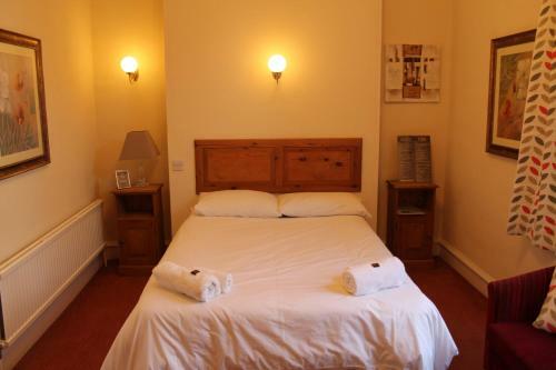 Bed & Breakfast The Menai Hotel And Bar