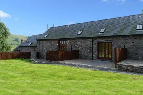 Onnen Fawr Barn