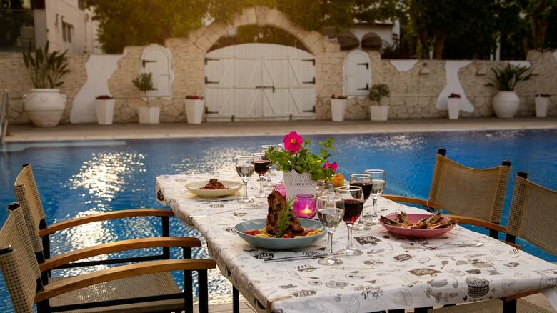 Hotel Cleopatra