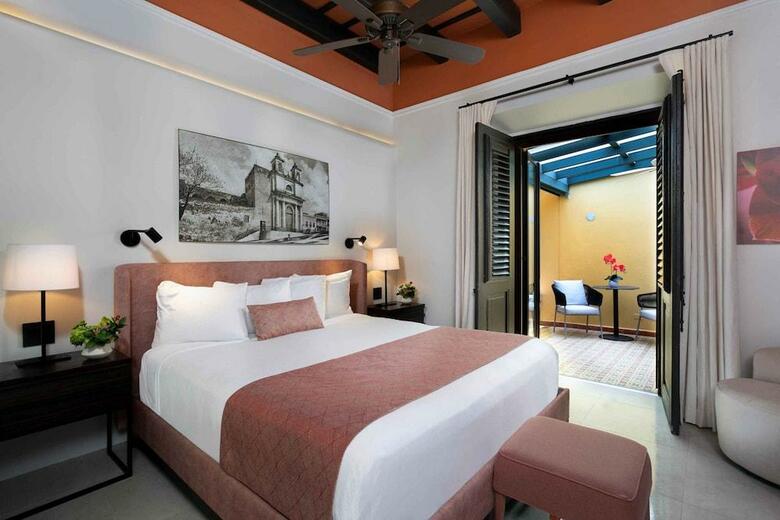 El Convento Hotel