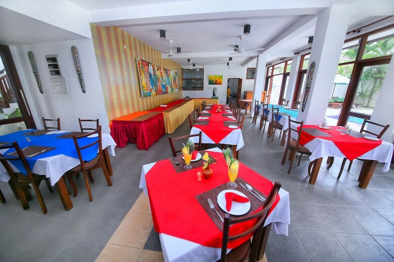 Hotel Rockside Beach Resort