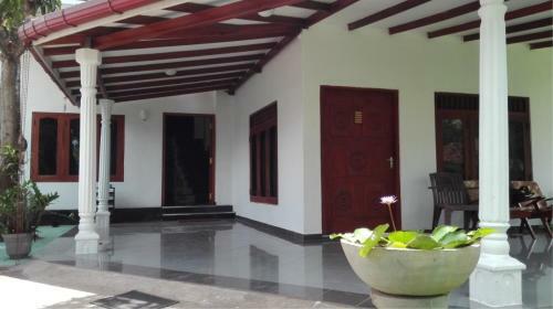 Bed & Breakfast House Of Seya