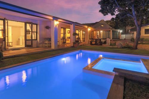 Hostal Sixteen Guest Lodge On Main