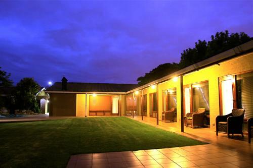 Hostal Mountain Dew Guest House
