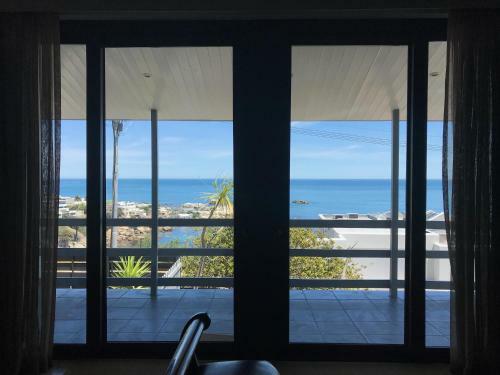 Hostal 51 On Camps Bay