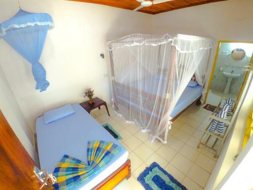 Hostal Surfing Beach Guest House