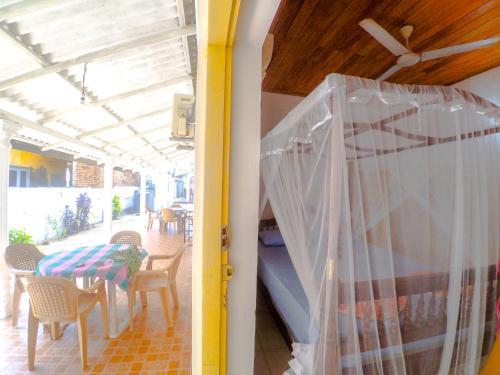 Hostal Surfing Beach Guest House