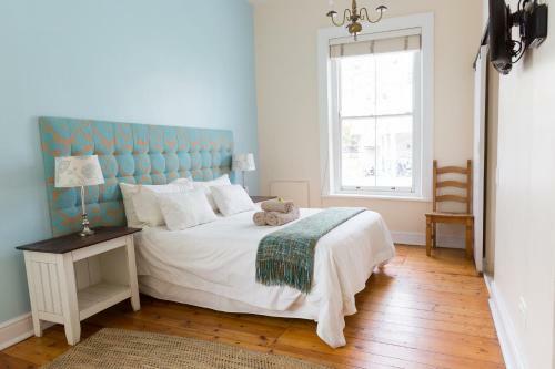 Bed & Breakfast Six On Scott Guesthouse
