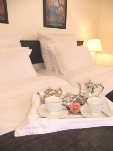 Hostal Pastel Guest House
