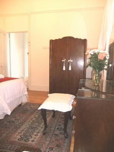 Hostal Pastel Guest House