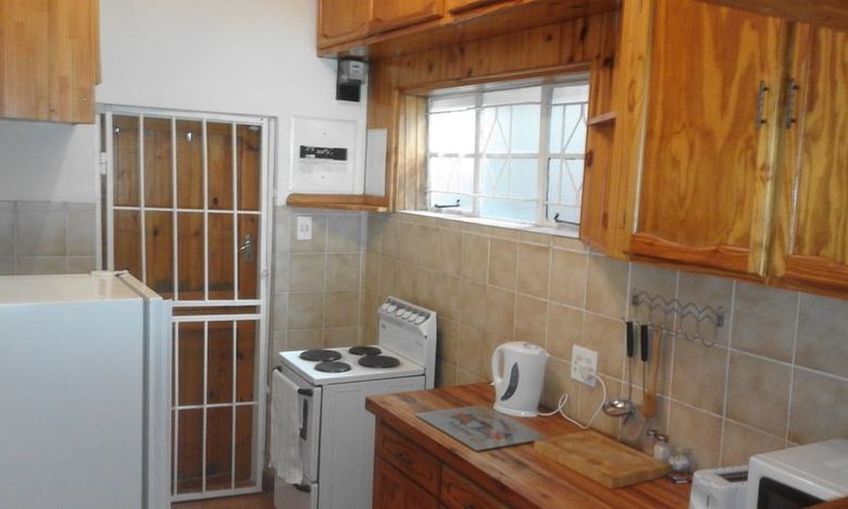 Hostal Suburbian Lodge