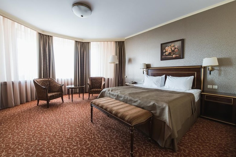 Hotel President