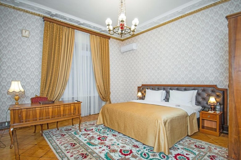 Hotel Sovietsky
