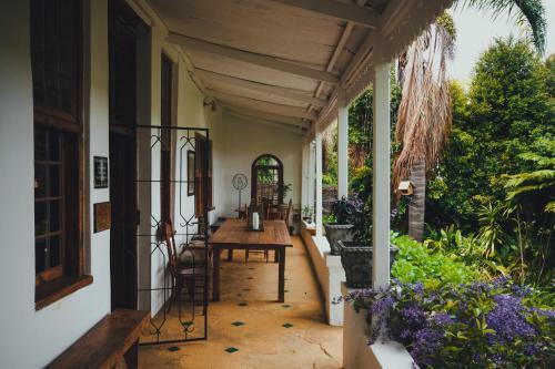 Hostal Cypress Cottage Guest House